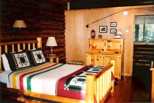 Silverwolf Log Chalets Coram Экстерьер фото
